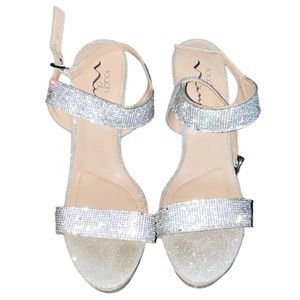 Touch of Nina Shoes | Touch of Nina Misha YG Sliver Glittera
